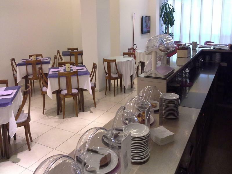 Hotel Lux Модена Экстерьер фото